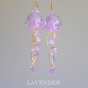 Jellyfish Dangly Earrings with Flower & Long Chain in Gold