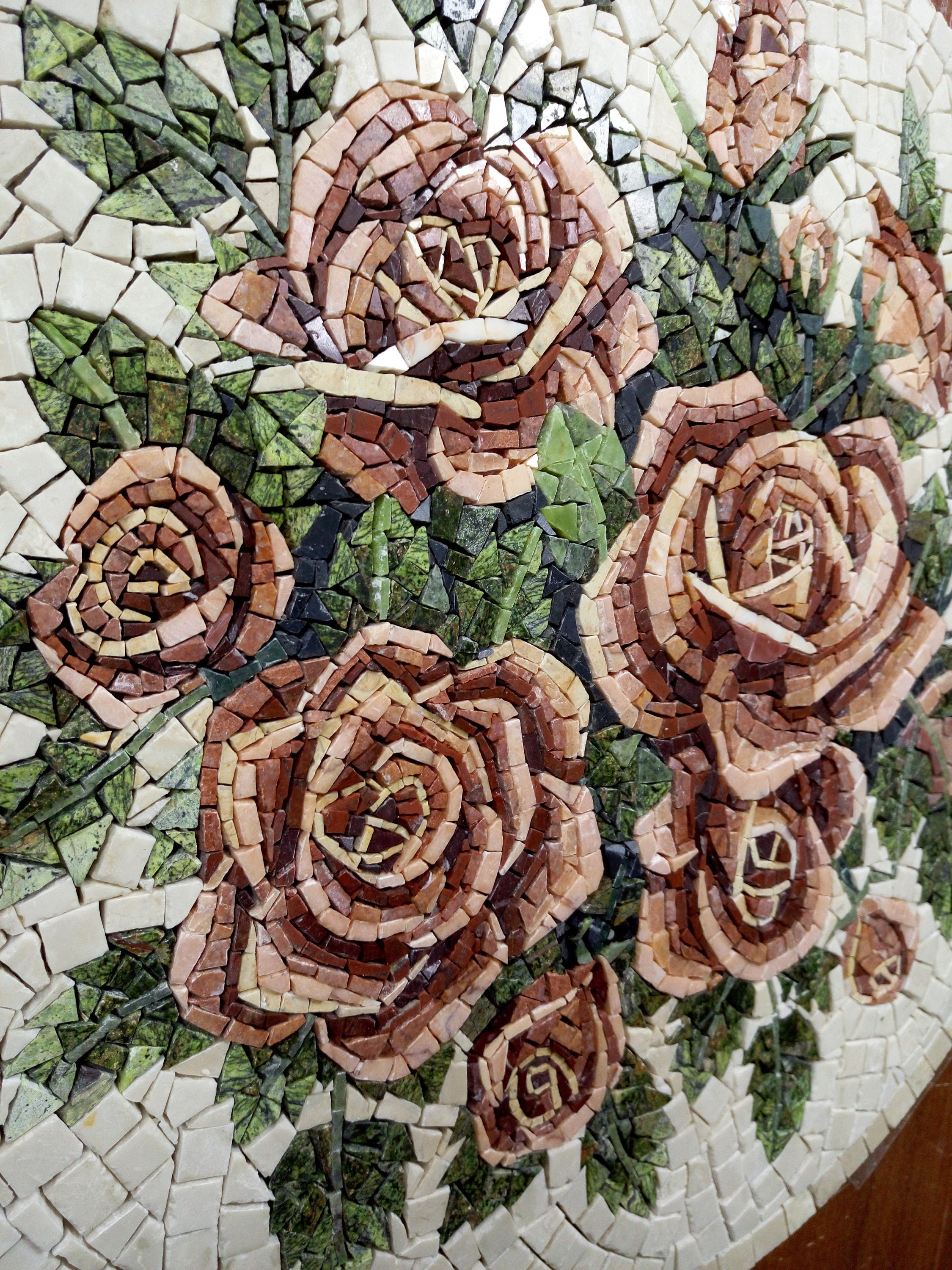 アンティーク額縁(薔薇)とモザイクタイル絵 アンティーク額縁(薔薇)とモザイクタイル絵