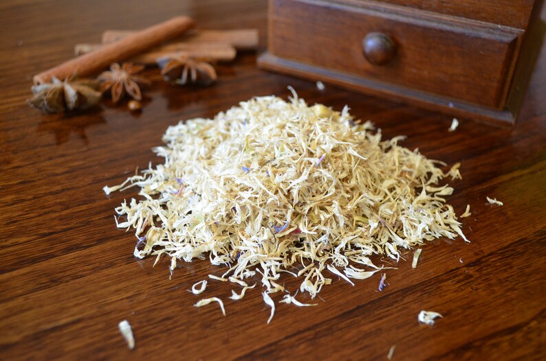 Wedding Confetti Real Petal Confetti Natural Confetti 1 Litre Aisle Celebration Biodegradable Confetti Natural Petal White Cornflower