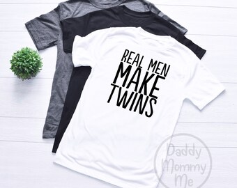 Twin Mama And Twin Dad Written Lovely Designed T-Shirt Couple Matching Shirt Cute Parents Tee Pregnancy Announcement Shirt