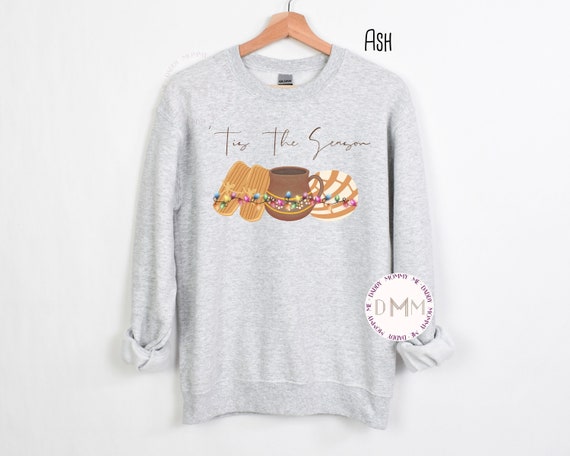 Tis The Season Tamales Cafecito Concha Sweatshirt Cafecito y Pan Dulce Latina Christmas Sweatshirt Mexican Christmas Sweatshirt Spanish