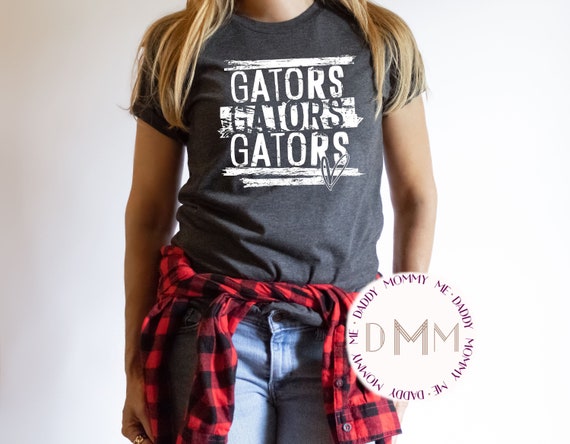 Gators Shirt - Gators Unisex TShirt - Gators Shirts For Mom - Gators Shirts For Her - Gators Grunge Shirt - Sports Graphic Tee