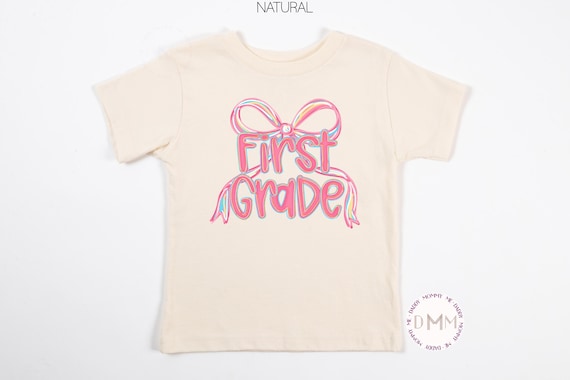 First Grade Kid Shirt, First Day Of School Shirt, First Grade Bow Shirt, Back To School Shirt, First Grade Shirts Girl, 1st Grade Bow Shirt