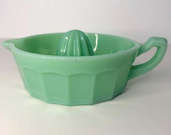 Alésoir à jus en verre Mosser vintage vert jadéite