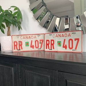 Pair 1990 Canada Federal License Plates