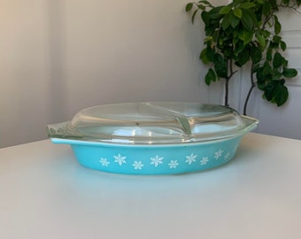 Pyrex Snowflake Pattern Casserole Vintage Pyrex Verde Casserole: 1.5 QUART, Divided, With Lid - Etsy