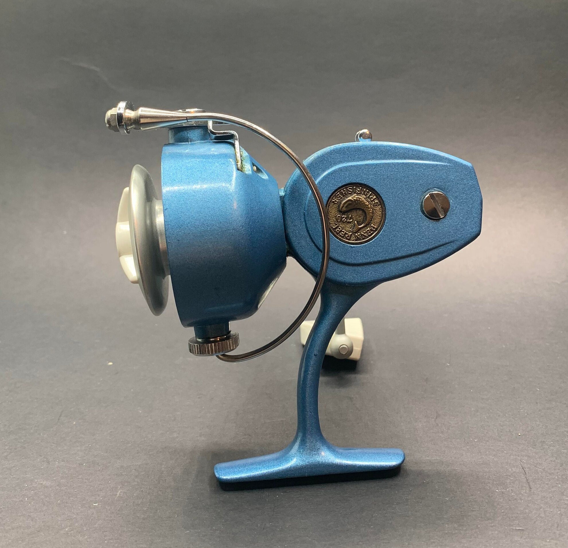 Vintage New Old Stock Penn 720 Freshwater Spinning Reel Vintage New Old Stock Penn 720 Freshwater Spinning Reel