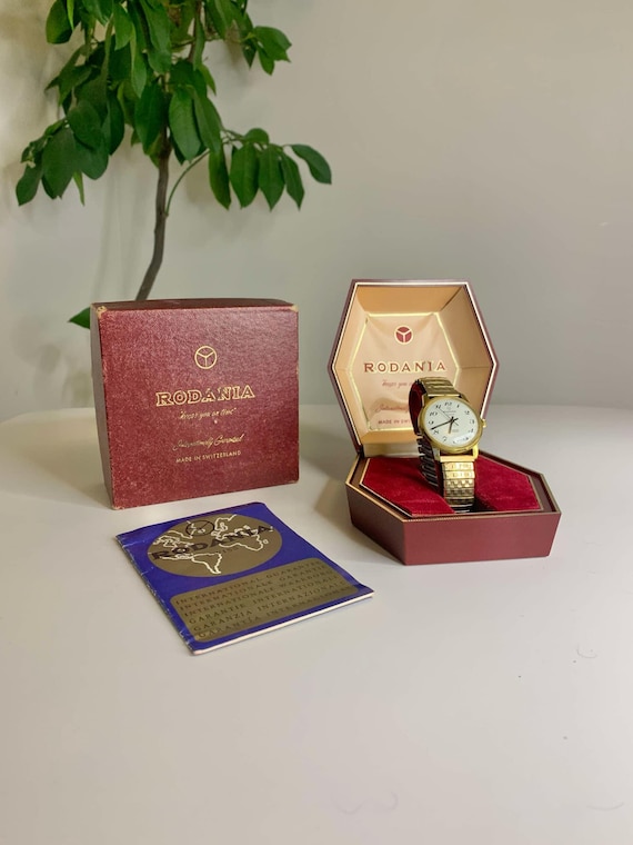 Rodania Sport Watch 17 Jewels Made in Switzerland Original Case, Box and Warranty