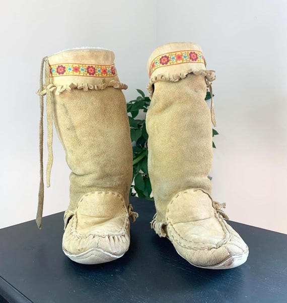 Canadian Indigenous Embroidered Buck Skin Leather Mukluks Size 11 Mens Etsy