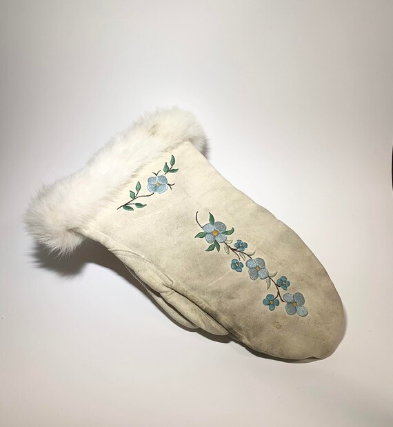 Vintage Grenfell Industries Embroidered Leather Mittens - Newfoundland and Labrador Canada
