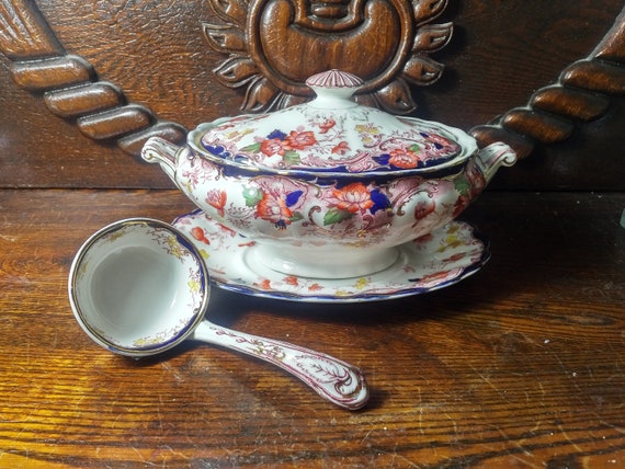 Rare - Wedgwood Co. Ltd. "Burlington" Lidded Bowl with Serving Plate and Ladle - Royal Semi Porcelain