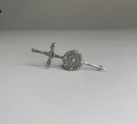 Robert Allison Sterling Silver Scottish Celtic Sword and Targe Kilt Pin
