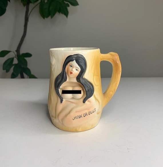 Vintage Made in Japan Giftware "Drink or Bust" Novelty Mug
