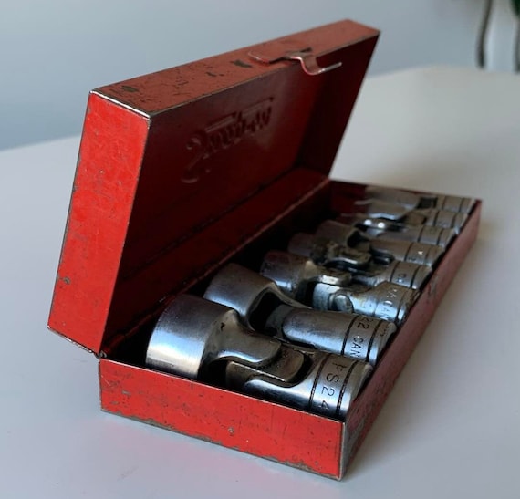 Vintage Snap-On 8 piece 3/8" Drive Swivel Socket Set