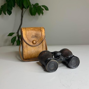 Vintage Earth Superior Opera Glasses/Binoculars with Leather Pouch - FREE SHIPPING to USA/Canada