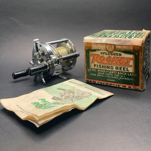 Pflueger Rocket Rocket Fishing Reel PFLUEGER 1355 ROCKET ベイト