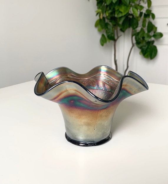 Amethyst Blue Iridescent Fenton Ruffle Edge Blackberry Spray Hat Dish / Vase