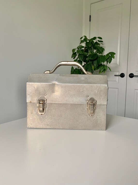 シュプリーム L.May MFG Inc. Miner's Lunchbox 【公式通販】