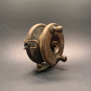 Late Victorian Brass and Mahogany Fishing Reel, Sun Patent, Star Back 