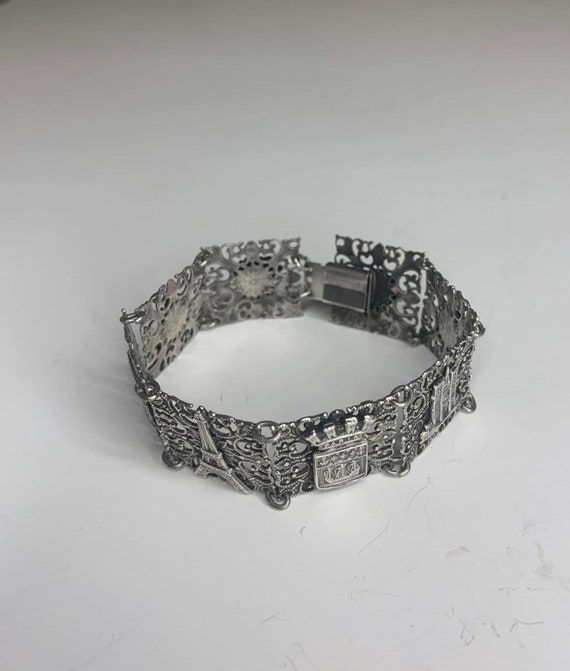 Paris, France Souvenir Bracelet - Basilica, Arc de Triomphe, Eiffel Tower, Notre-Dame, etc