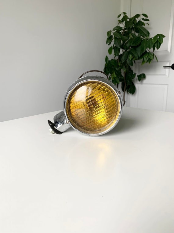 New Old Stock Amber Fog Light by Dominion Auto Acc. Ltd, Toronto, Ontario, Canada - Model 422 General Electric
