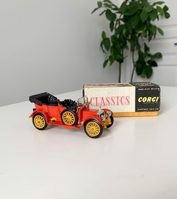 Corgi Classics No. 9021 - 1910 Daimler 1/43 Scale with Original Box and Paperwork