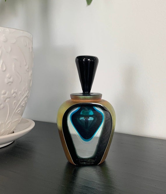 Art Glass Perfume Bottle by Steve Correia in Baluster Form Iridescent Gold Glass Heart Shaped Interior - Signed - Dated 1985 Numbered 96/200