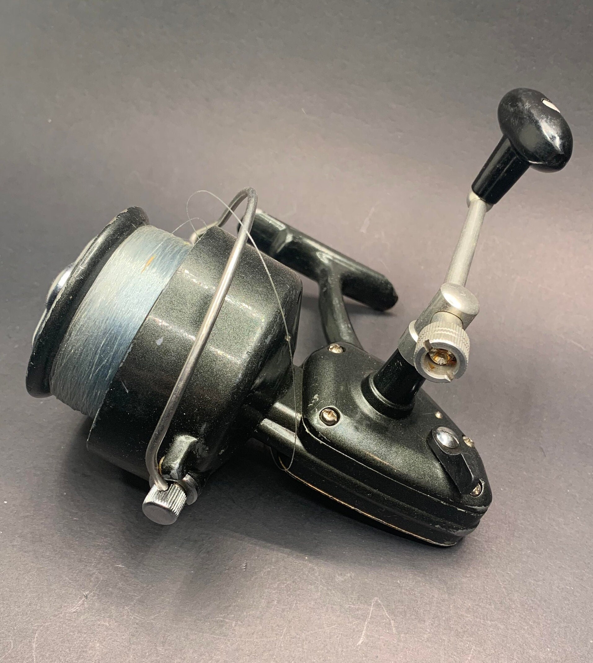 Shakespeare Ball Bearing 2250 Fishing Reel Great Gift Idea 