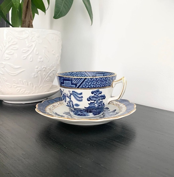 Booths Real Old Willow A8025 Tea Cup and Saucer - Blue Willow - England - Fine Porcelain