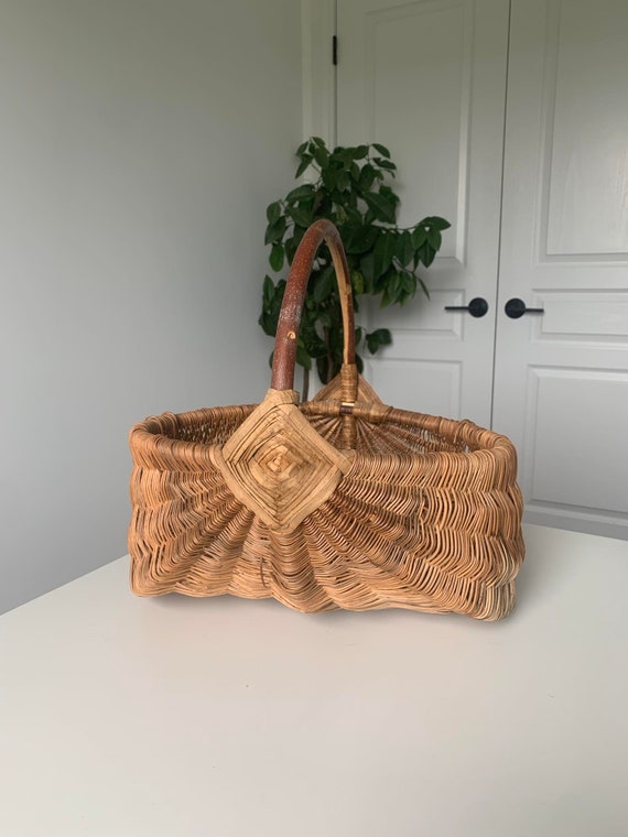 Antique Hand-Woven Egg Basket - Made in Kentucky