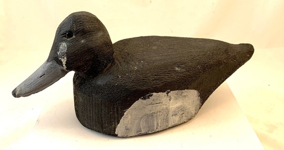 Vintage Wooden Carved Decoy with Glass Eyes - Working Decoy for Deer Lake Hunt Club