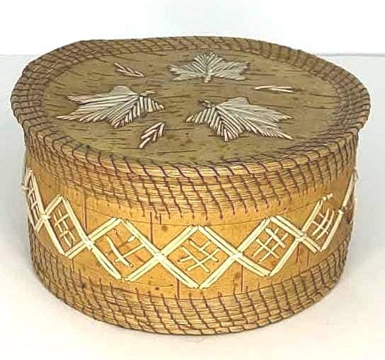 Birchbark Baskets - Etsy Canada