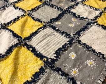Handmade Daisy Rag Quilt - Teal Flannel Backed Throw, 46” x 34”