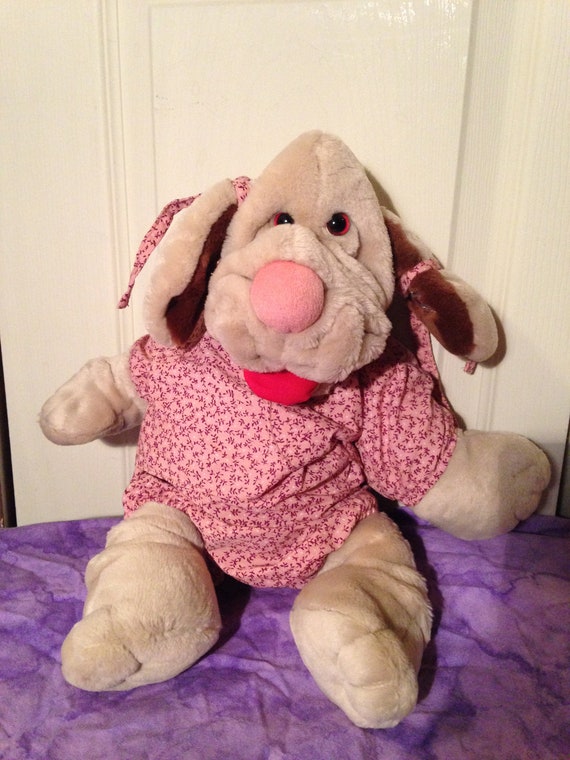 wrinkles plush dog