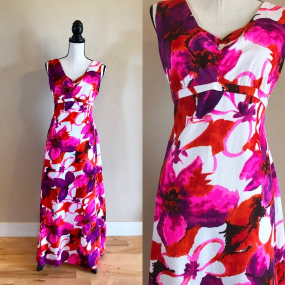 Vintage Hawaiian Luau Dress, 1960's Traditional Lu