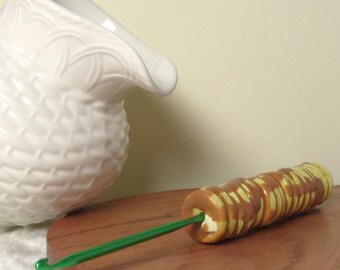 Pancakes and Syrup Crochet Hook, Handmade Polymer clay tool, Breakfast Themed Gift for Crocheter, cottagecore kawaii pancake lover, beginner