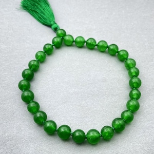 Mala de bolsillo de jade verde: 27 cuentas con borla de seda. Joyas para yoga y meditación. Malas de piedra natural