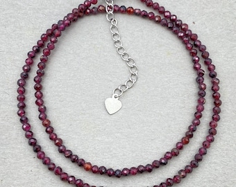 Delicate Garnet Choker Necklace, Healing Garnet Crystal Dainty Choker, Natural Stone Minimalist Choker Necklace January Birthstone Gift