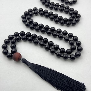 Black Obsidian Necklace-108 Mala Beads Obsidian Necklace-Energy Protection Healing Meditation Grounding Tassel Necklace, Yoga