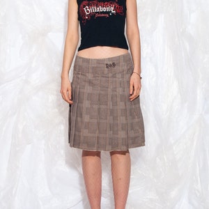 Vintage Y2K Pleated Midi Skirt in Brown Plaid 2000s Grunge Low Rise Dark Academia Skirt Large