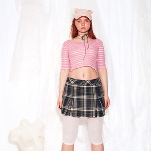 Vintage knit top Y2K pink silver striped stretchy jumper 1990s crop top Y2K 2000s pastel sweater