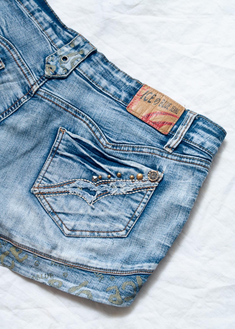 Microshorts vaqueros estilo Y2K vintage - Pantalones cortos grunge de tiro bajo - Conjunto para festivales - Talla XXL imagen 5