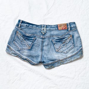 Microshorts vaqueros estilo Y2K vintage - Pantalones cortos grunge de tiro bajo - Conjunto para festivales - Talla XXL imagen 3