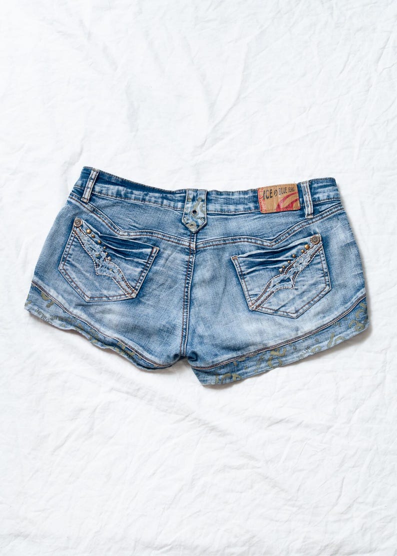 Microshorts vaqueros estilo Y2K vintage - Pantalones cortos grunge de tiro bajo - Conjunto para festivales - Talla XXL imagen 3