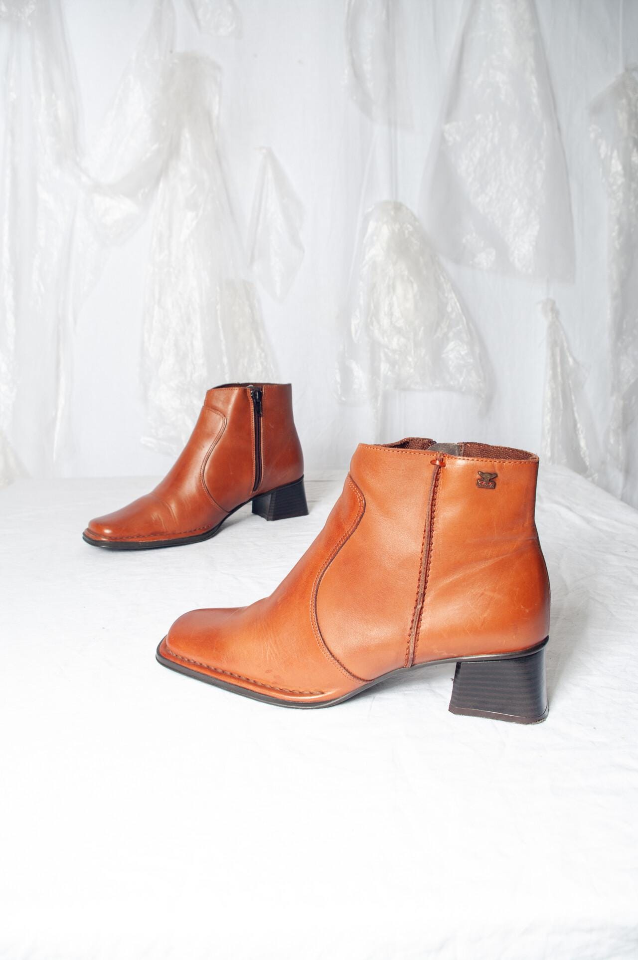 Joe Brown Shoes - Etsy display picture 1