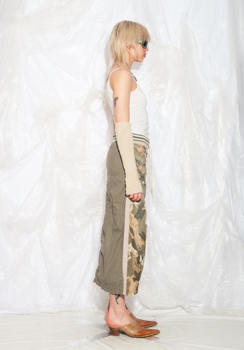 Vintage Y2K Cargo Skirt in Green Camo Print 2000s Freesoul Maxi Skirt Military Streetwear Small image 3