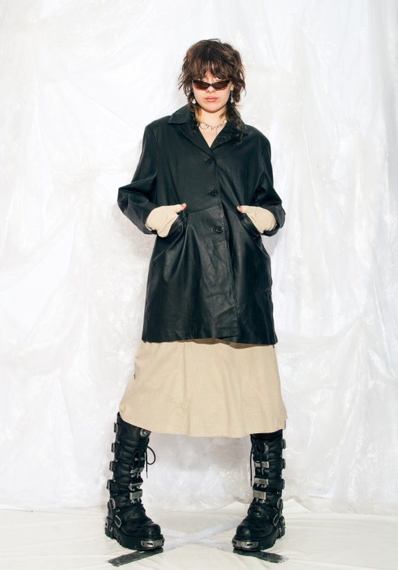 Vintage Y2K Leather Coat in Black Matrix Style 2000s Real
