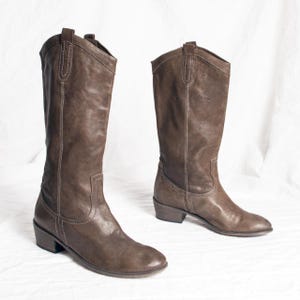 Vintage Y2K Cowboy Boots in Brown Real Leather - 2000s Western Style Footwear - Size 38