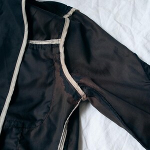 Vintage Y2K Peuterey Windbreaker in Schwarz – Designer-Techwear-Jacke der 2000er – Slim-Fit-Sportmantel im Gorpcore-Stil – Größe S Bild 9