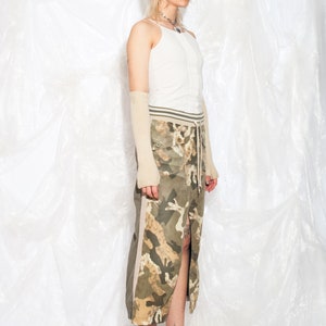 Vintage Y2K Cargo Skirt in Green Camo Print 2000s Freesoul Maxi Skirt Military Streetwear Small image 6